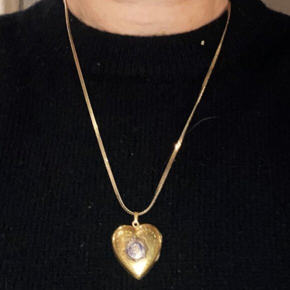 Gold filled sweetheart locket - Royal Canadian Army Service Corps (WWII) + chain - Picture 3 of 6
